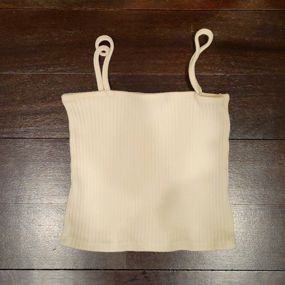 BRAND NEW BRANDY MELVILLE OFF WHITE RIBBED TANK TOP CROP TOP SHIRT